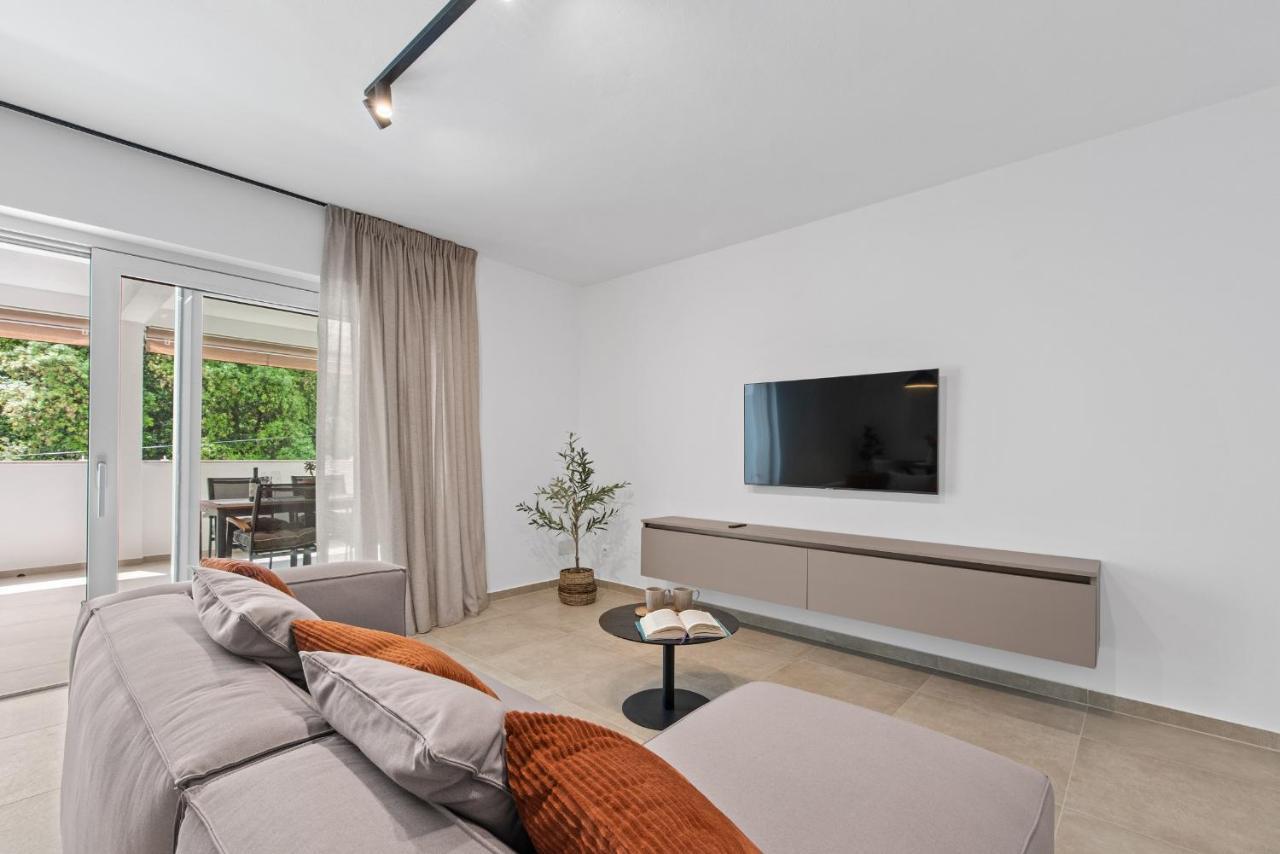 Poli Nona - Renovated In 2023 Apartamento Poreč Exterior foto