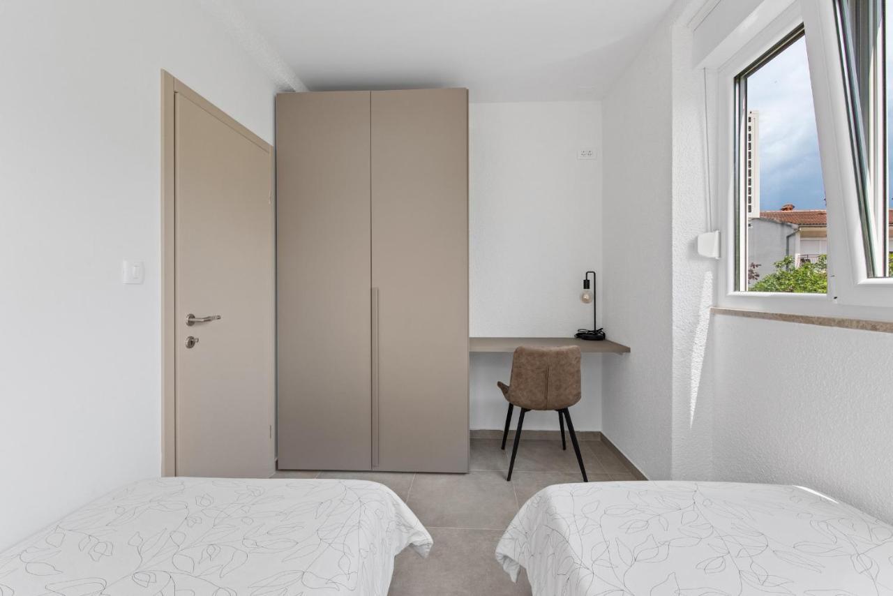 Poli Nona - Renovated In 2023 Apartamento Poreč Exterior foto